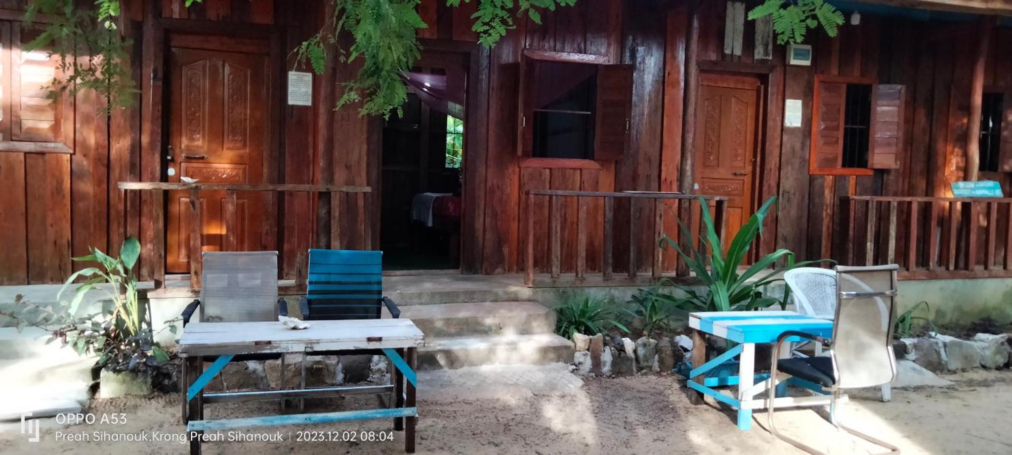 Sok Mean Bungalows Ко Ронг Санлоем Стая снимка
